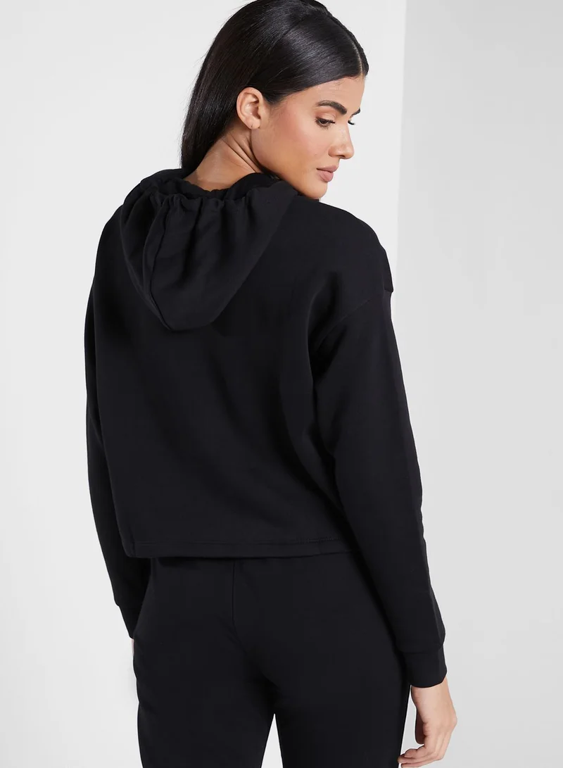 بوما هودي قصير مزين بشعار ميتاليك أساسي