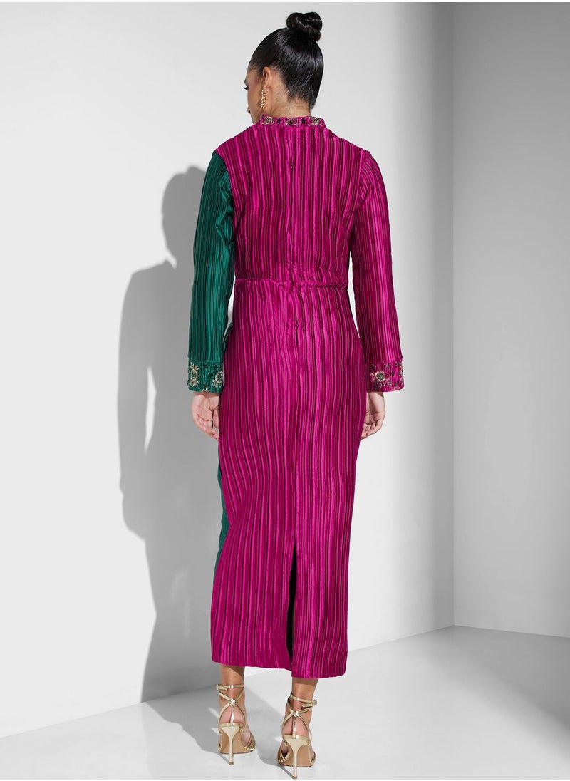 Threadz by Ajooni - Front Twist Plisse Dress - Image 1