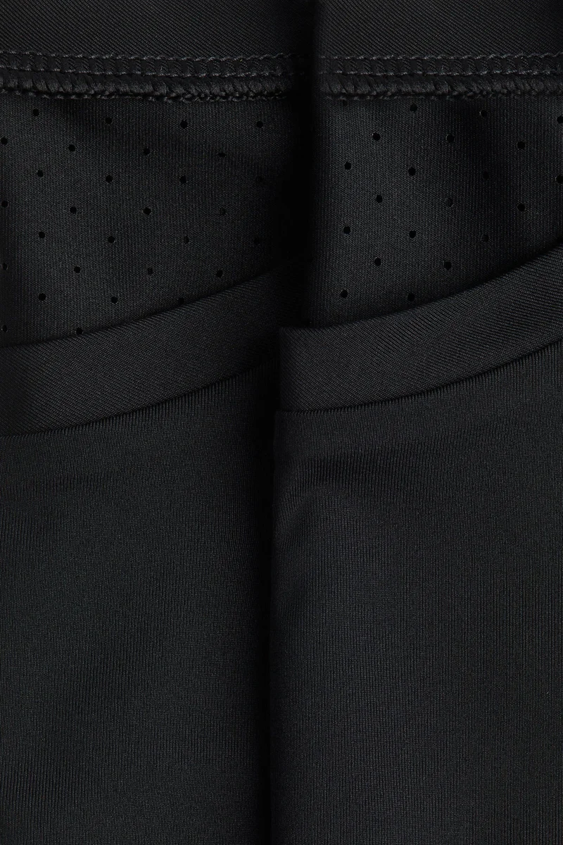 اتش اند ام تي-شيرت رياضي من نسيج دراي موف - عبوة من قطعتين