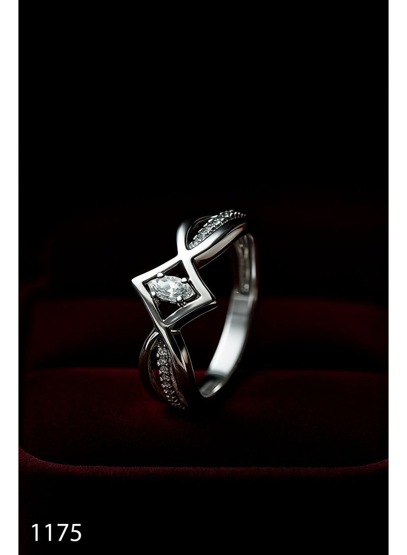 ثري دايموندز خاتم فضة بلوري مربع هندسي - مطلي بالبلاتين والروديوم، مجوهرات نسائية عصرية في علبة هدايا - Image 2