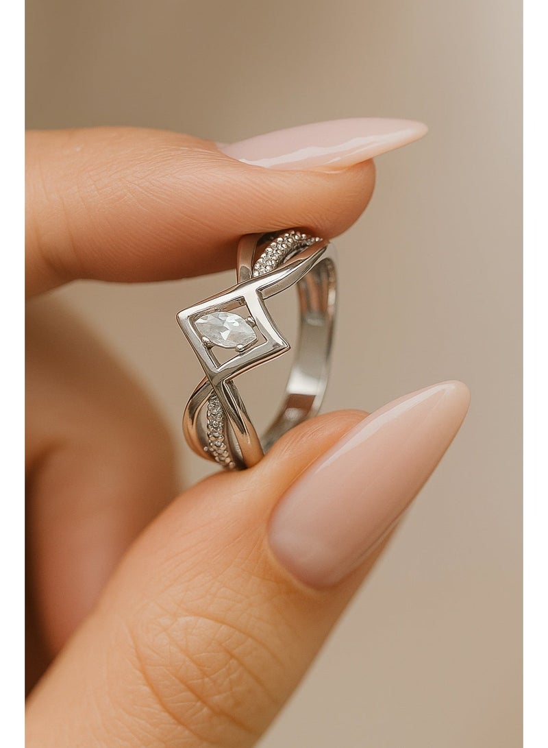 ثري دايموندز خاتم فضة بلوري مربع هندسي - مطلي بالبلاتين والروديوم، مجوهرات نسائية عصرية في علبة هدايا - Image 3