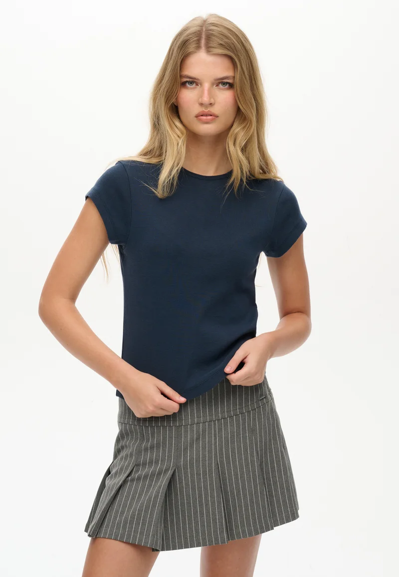 Athletic Essential T-Shirt