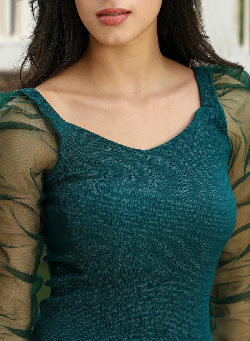 PINACOLADA  Women's Solid Green Regular Fit Dress | فستان نسائي | كم طويل | بنقشة سادة | طول قصير/حتى الركبة | كاجوال ويومي | ياقة قلبية for Women | Best Price UAE