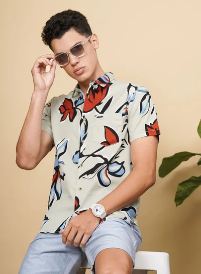 The Indian Garage Co Men Slim Fit Floral Printed Half Sleeves Spread Collar Resort Wear Shirt