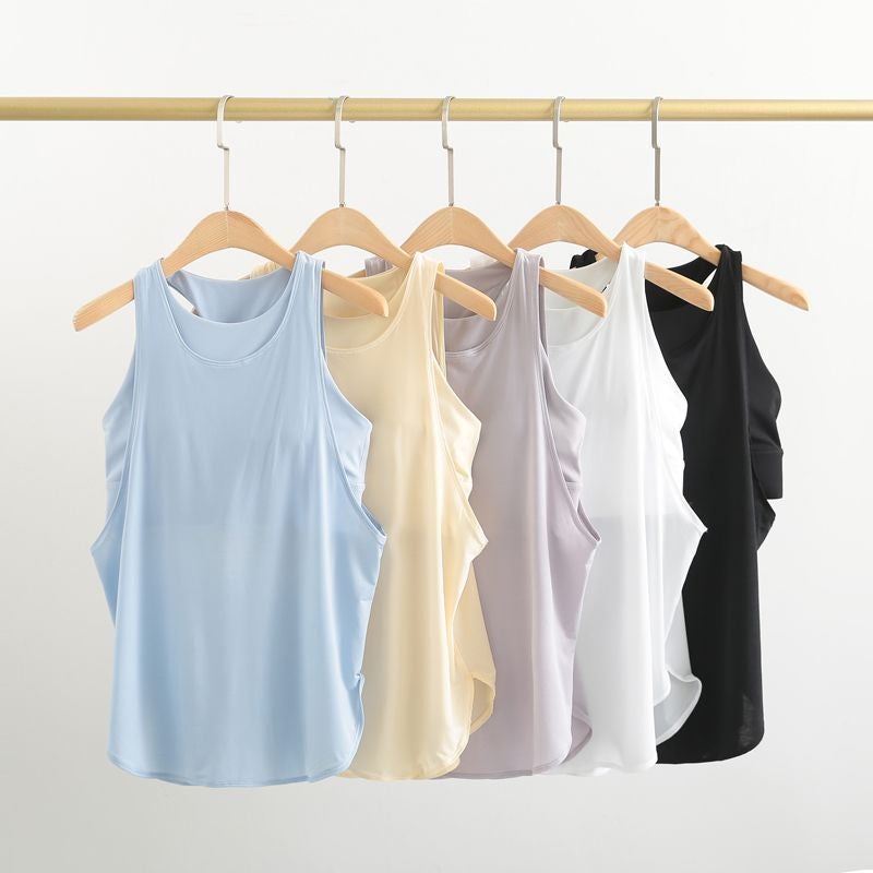 Women's Sleeveless Yoga Tank Top with Built-in Bra Pads, Cutout Backless Sports Top - Image 3