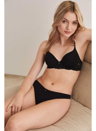 Microfiber thong and lace - pzsku/Z94B9CD697225F6BFE70AZ/45/_/1728472913/e07965db-3c75-49bb-b29c-4094a42348c5