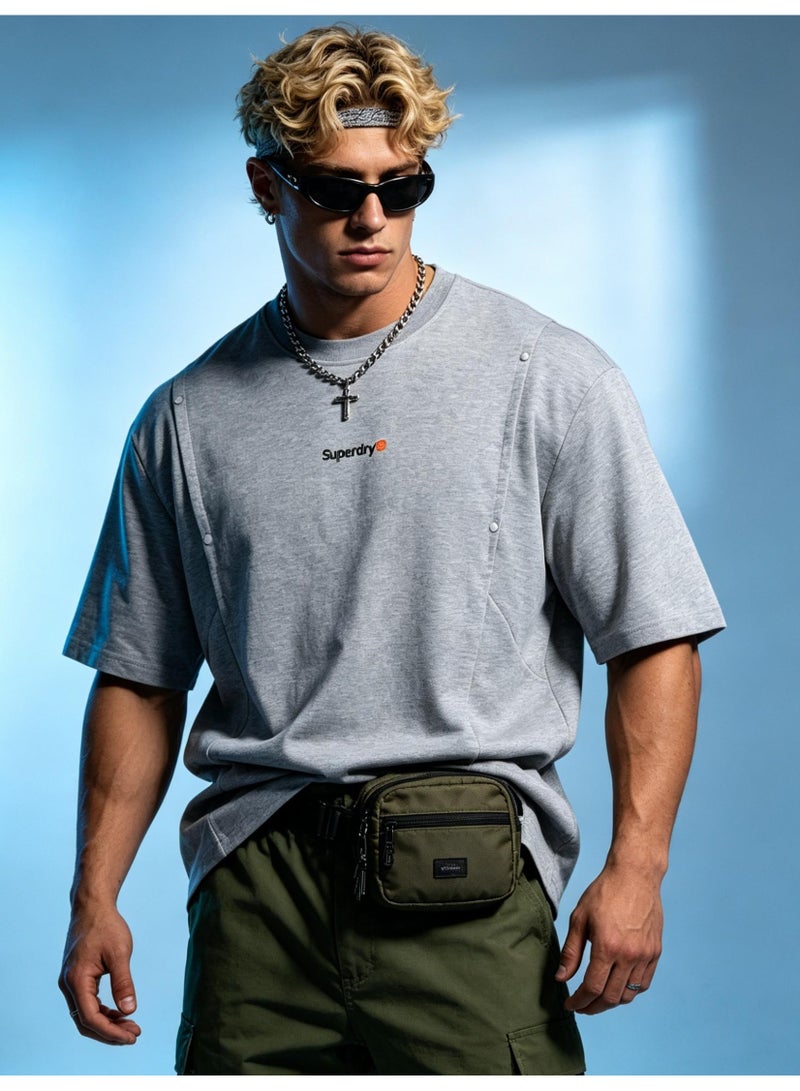 سوبر دراي Superdry men and women with the same heavyweight 100% cotton T-shirt, rivet decorative pleated round neck short sleeve casual T-shirt. - Image 2