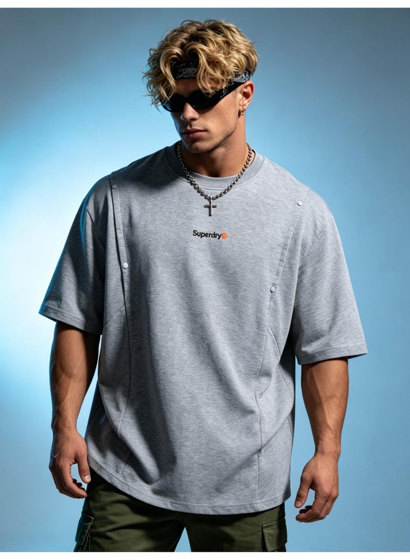 سوبر دراي Superdry men and women with the same heavyweight 100% cotton T-shirt, rivet decorative pleated round neck short sleeve casual T-shirt. - Image 3