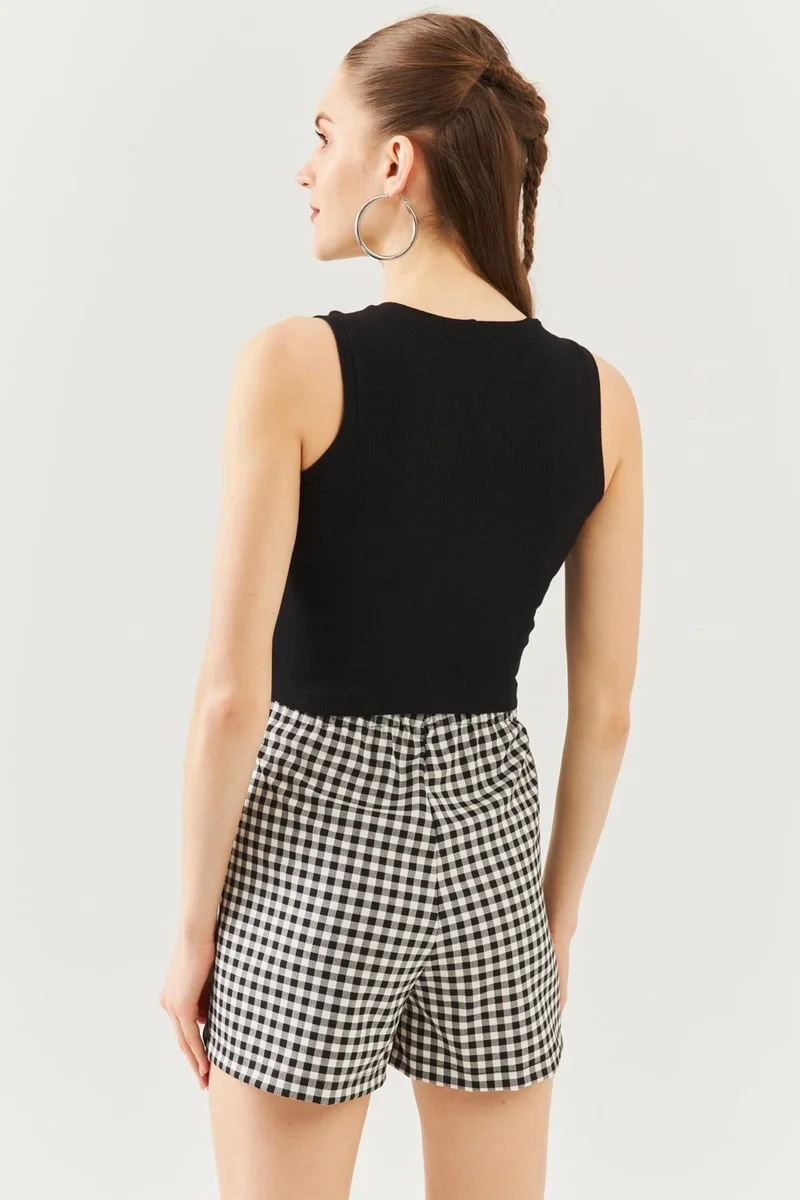 بوتيكجيز Black Zero Sleeve Crew Neck Fitted 100% Cotton Camisole Flexible Crop Blouse