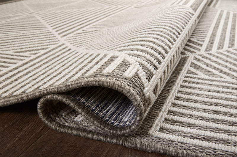Loloi Rainier Collection RAI-03 Natural/Ivory 5'-3" x 7'-7" Area Rug - Image 4