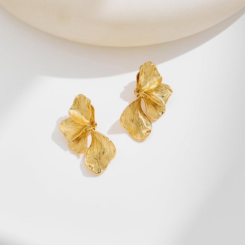 WOWORAMA Chunky Clip On Earrings for Women Vintage Floral Statement Clips Earrings Large Flower Clip On Dangle Earring Trendy Non Pierced Jewelry - Image 4