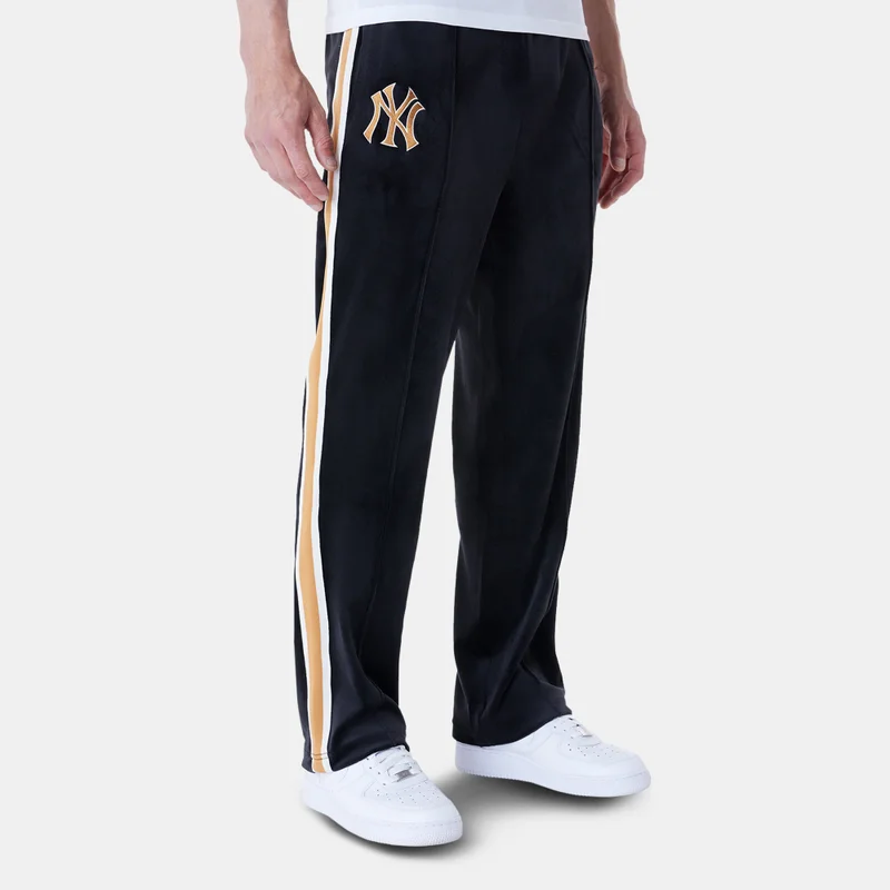New Era Black Men's MLB New York Yankees Velour Track Jacket for Men | Best Price UAE