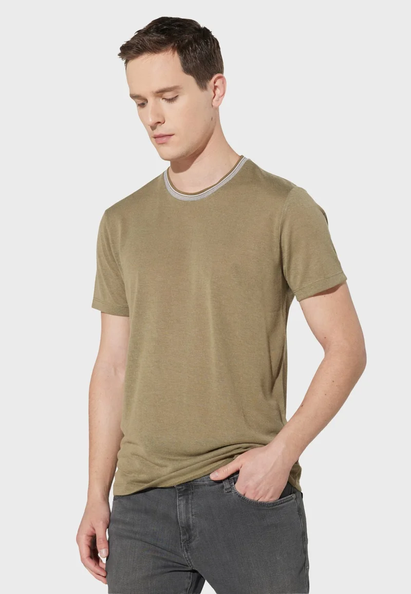 Altınyıldız Classics Men's Khaki Slim Fit Slim Cut Crew Neck Linen Look T-Shirt