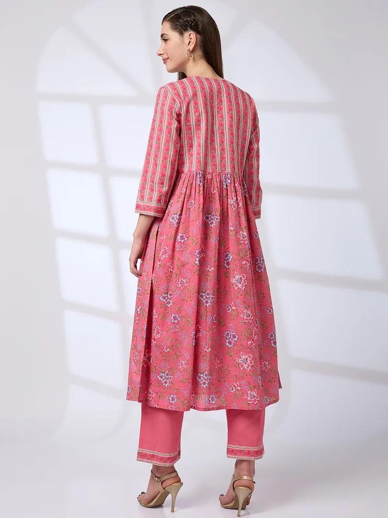 globus Women V-Neck Floral Print Pleated Alia Cut A-Line Kurta With Pants Workwear Set