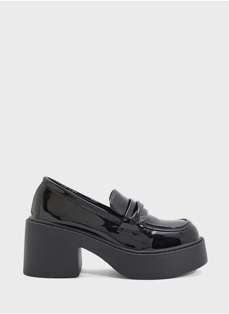 جينجر Heeled Moccasin