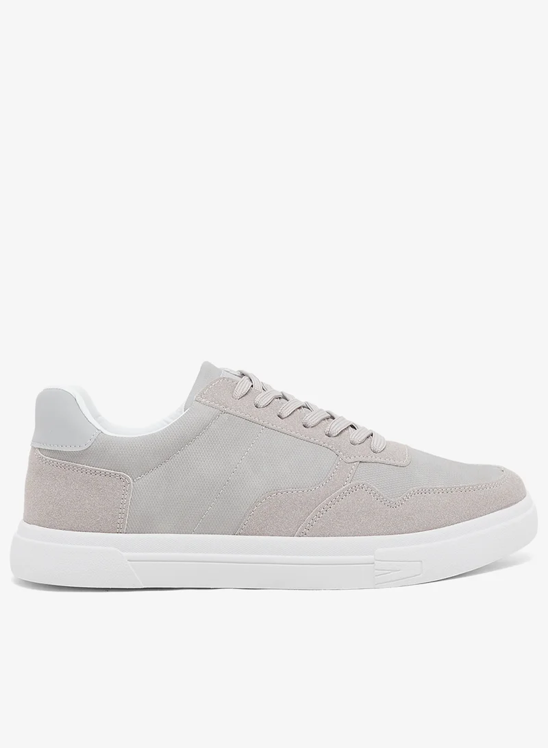 Seventy Five Casual Sneakers