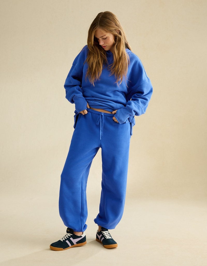 American Eagle AE Everyday Luxe Low-Rise Baggy Jogger - Image 2