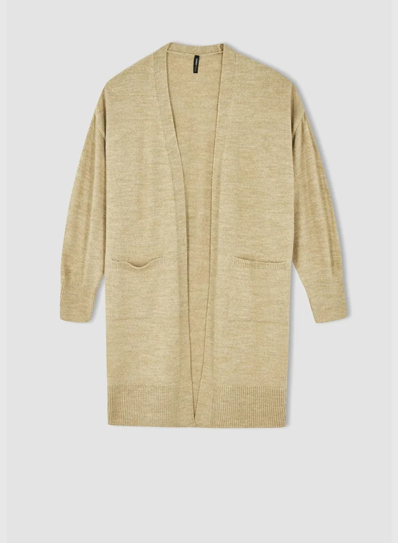 DeFacto Woman Regular Fit V-Neck Long Sleeve Tricot Cardigan