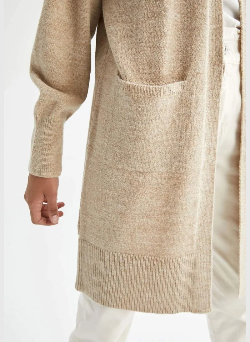 DeFacto Woman Regular Fit V-Neck Long Sleeve Tricot Cardigan