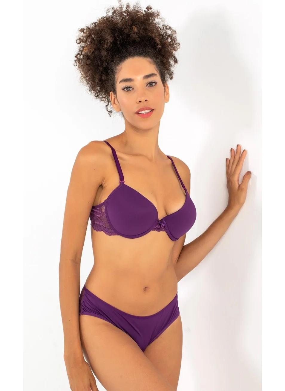 ميور Push-Up Padded Lace Detailed Bra Set
