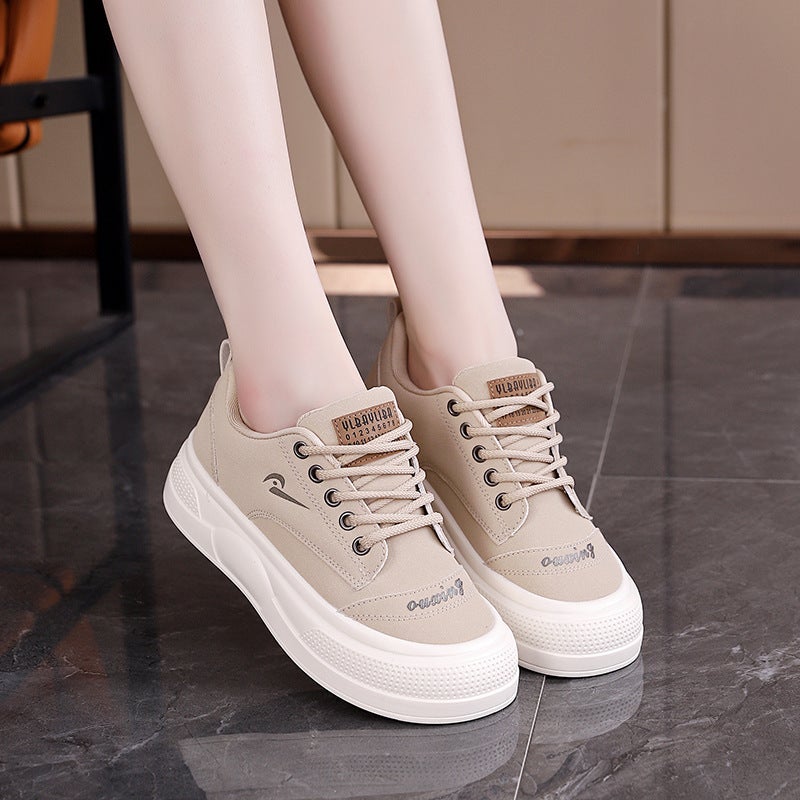 Unisex Casual Sneaker Shoes - Image 1