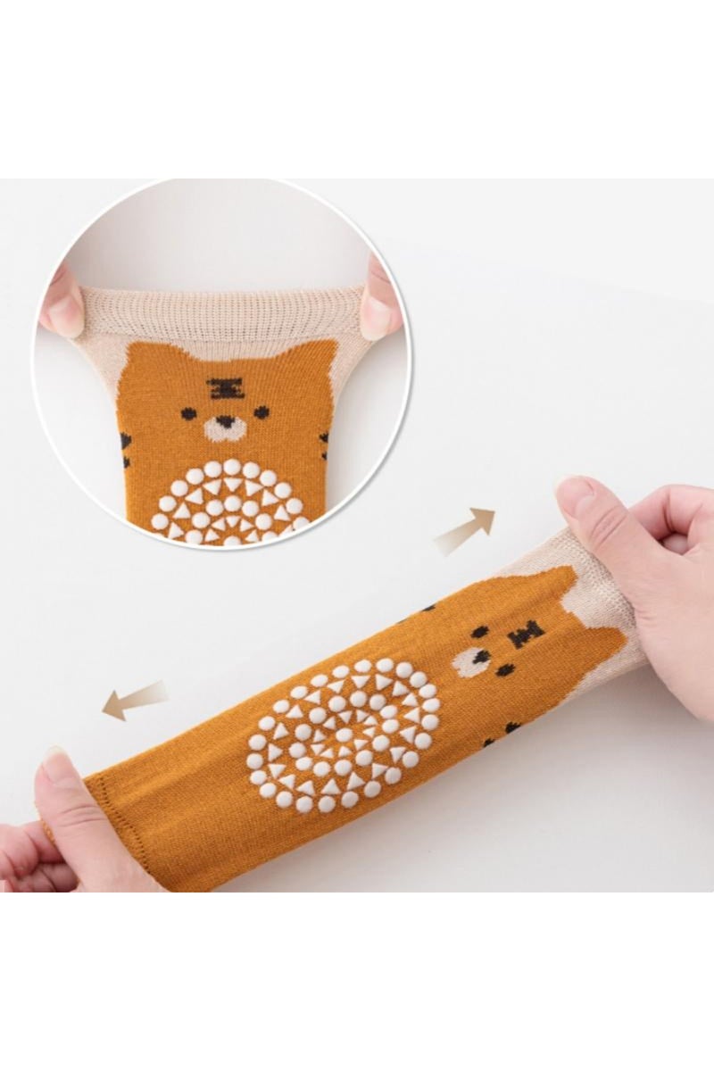 Star Babies Knee Pad - Pack of 2 - Blister Pack - Image 3