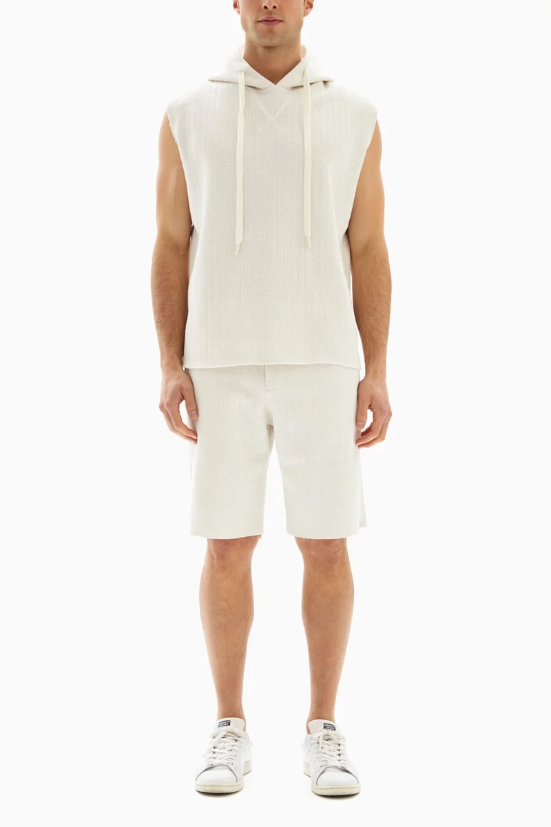 وي كرييت White Textured Set of Hoodie and Shorts By WECRE8