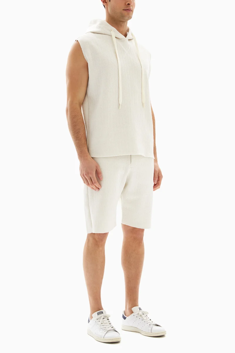 وي كرييت White Textured Set of Hoodie and Shorts By WECRE8