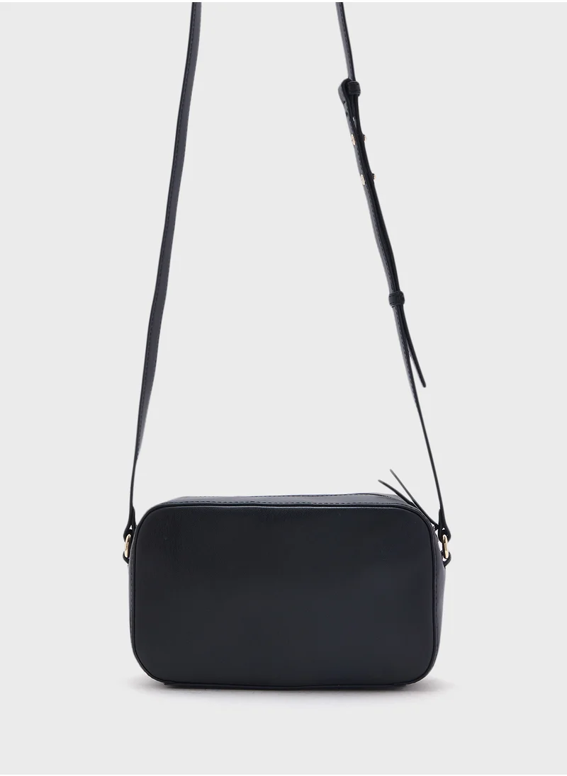 تومي هيلفيغر logo zip through crossbody