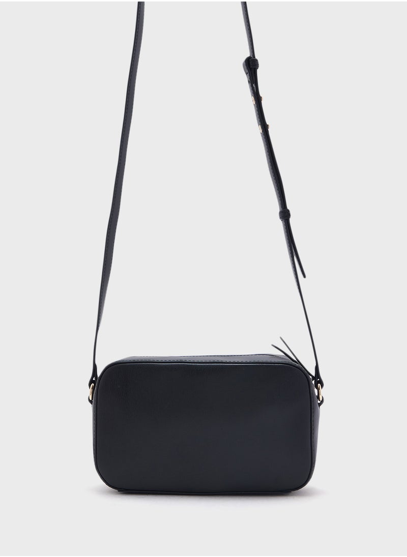 TOMMY HILFIGER logo zip through crossbody  - Image 2