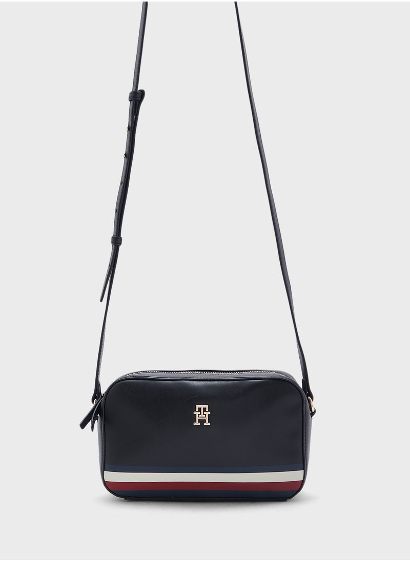 TOMMY HILFIGER logo zip through crossbody  - Image 1