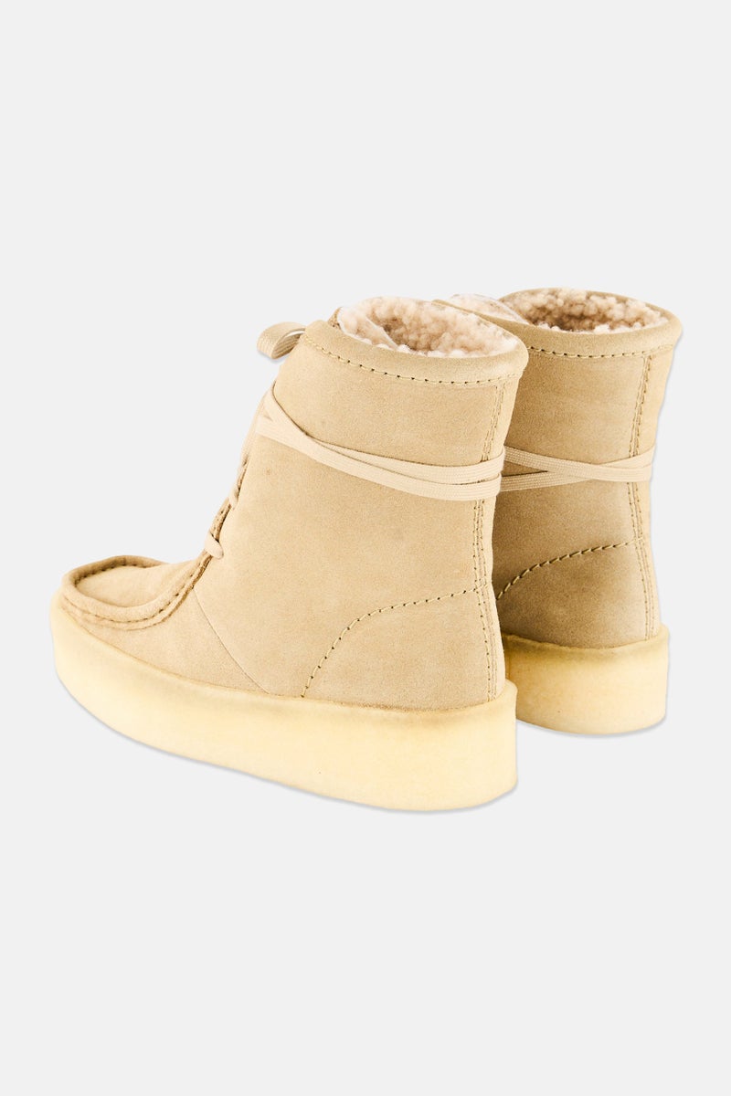clarks Women Standard Wallabee Cup Lace Up Ankle Boots, Light Tan  - Image 2