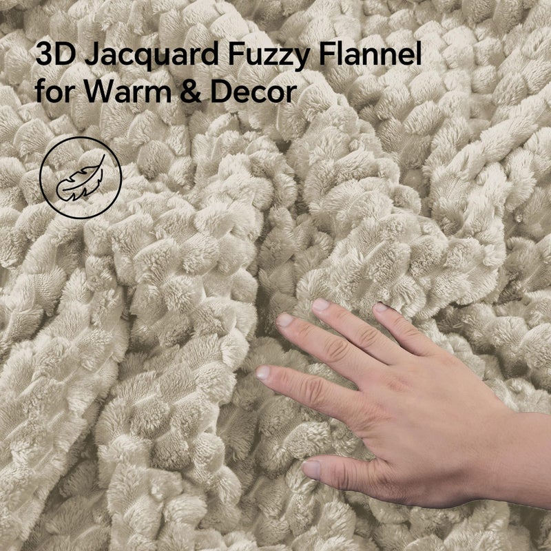 BEDELITE Fluffy King Size Comforter Set - Linen Fleece Soft Comforter for King Size Bed, Luxury Warm Bedding Set for Winter, Fuzzy Bed Set 3 Pieces (1 Comforter, 2 Pillowcases) - Image 2