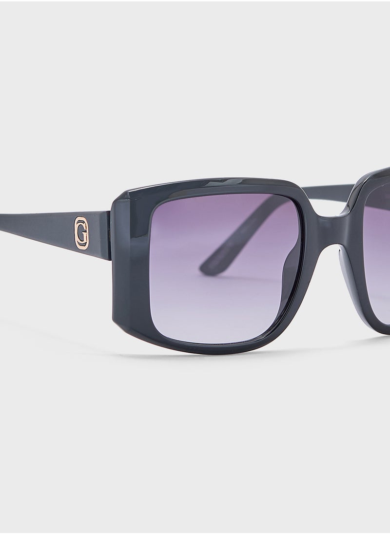 GUESS - Square Oversize Flat Sunglasses - Image 1