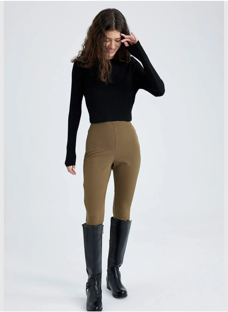 DeFacto Woman Skinny Fit Woven Trousers