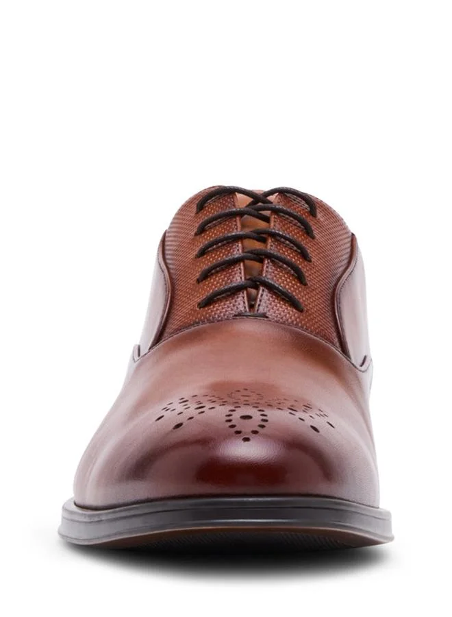 ستيف مادن Saxxon Tan Men's Oxfords Shoes