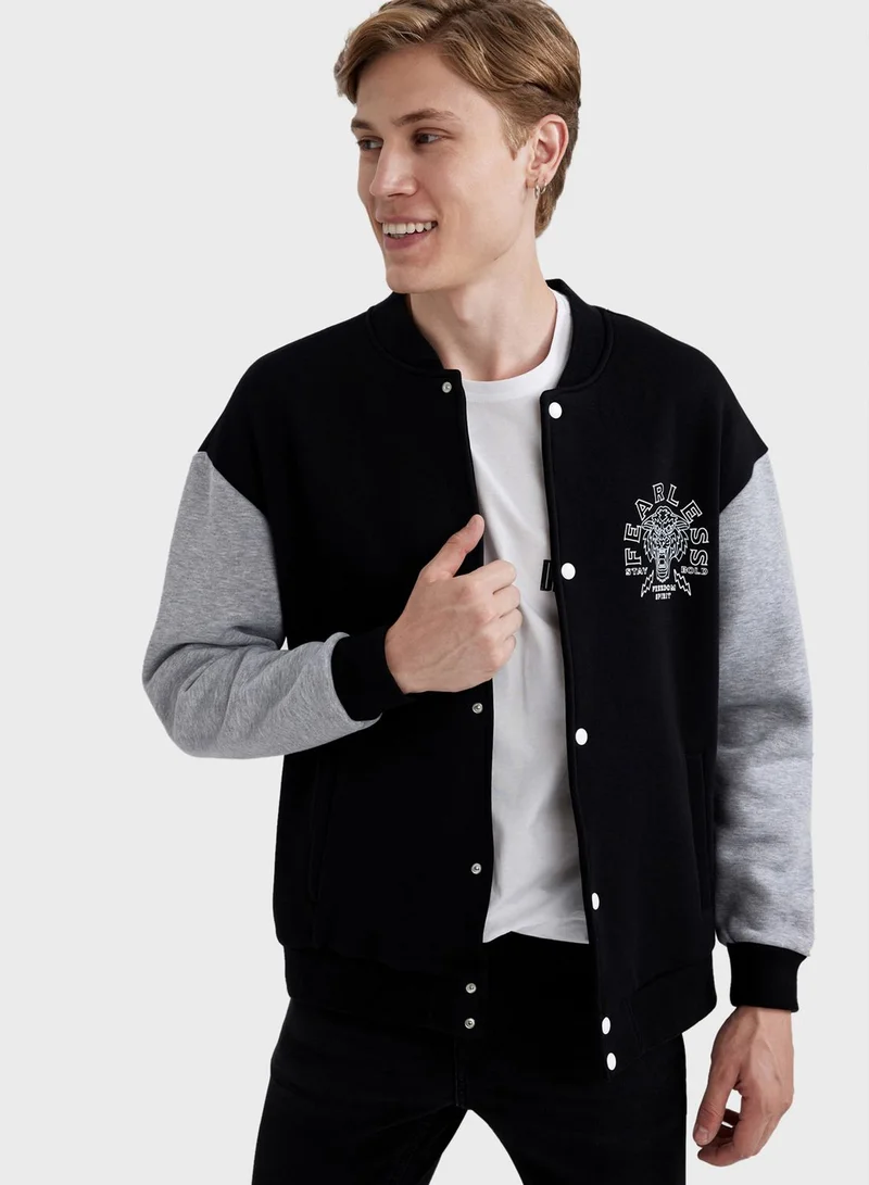 ديفاكتو Snap Button Cardigan