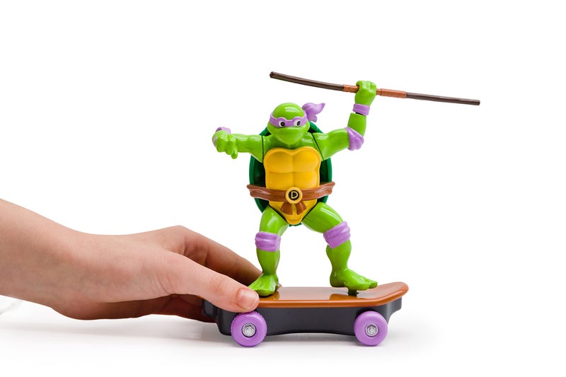 Teenage Mutant Ninja Turtles Toy, Donatello Sewer Shredder Pullback Skateboard, Classic Edition 5-Inch TMNT Figure for Kids, Ages 3+ - Image 4