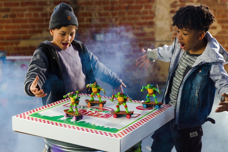 Teenage Mutant Ninja Turtles Toy, Donatello Sewer Shredder Pullback Skateboard, Classic Edition 5-Inch TMNT Figure for Kids, Ages 3+ - Image 2