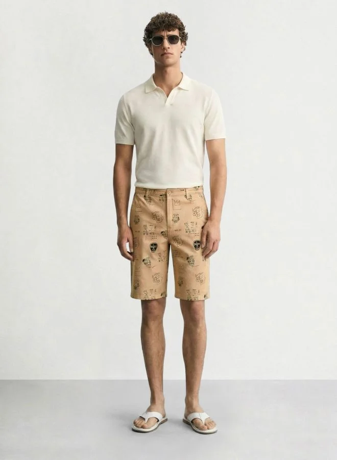 ذا انديان كراج كو Men Slim Fit Doodle Printed Side Pocket Mid-Rise Chino Shorts