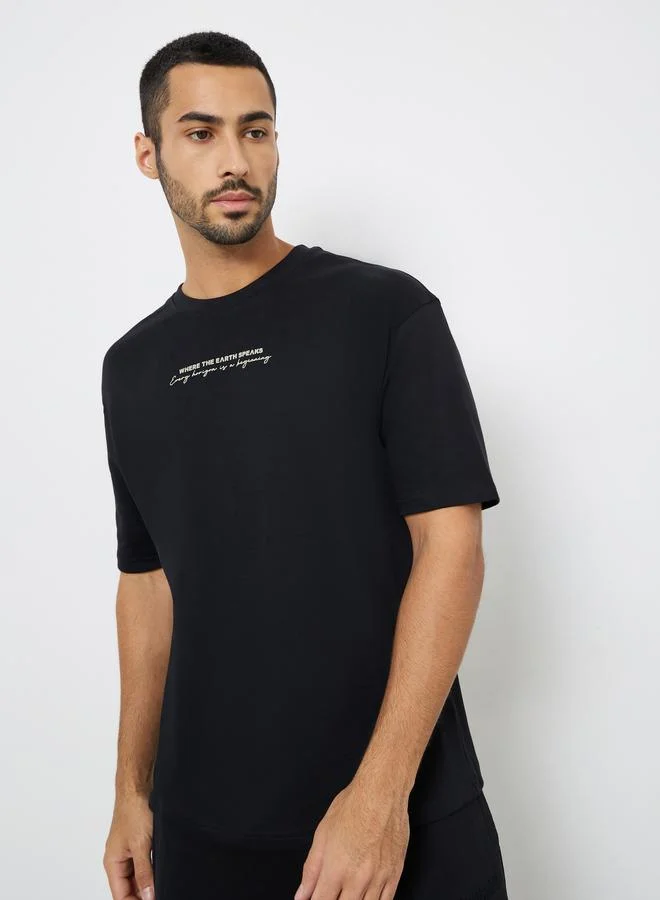 Styli Men Black Graphic Print Oversized T-Shirt
