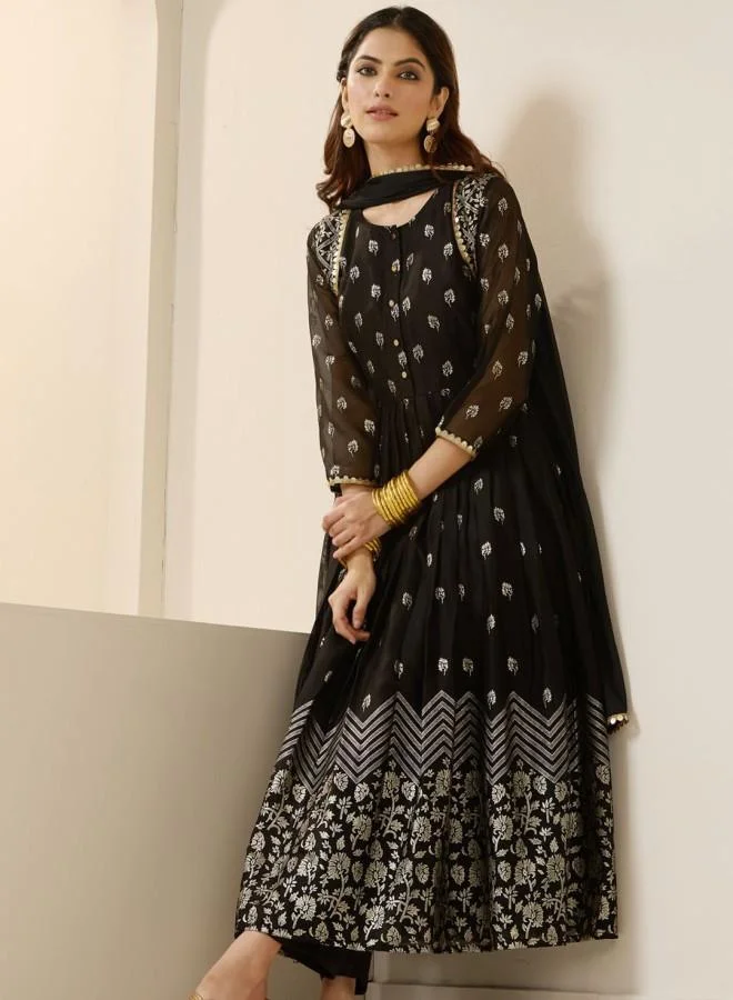 ISHIN Women's Black Georgette Embroidered Tunic Full Length Palazzo Straight Fit Kurta Set