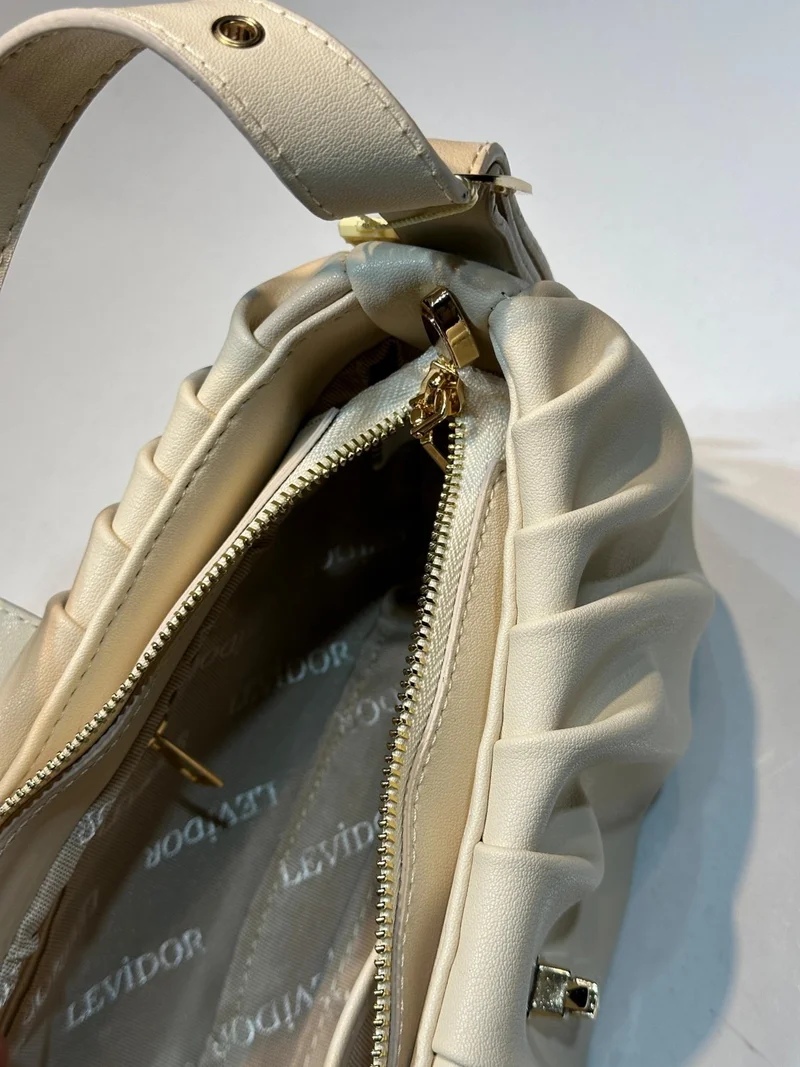 ليفيدور Special Color Combination Faux Leather Women's Shoulder and Shoulder Bag Designed as a Handbag 930171.KRM