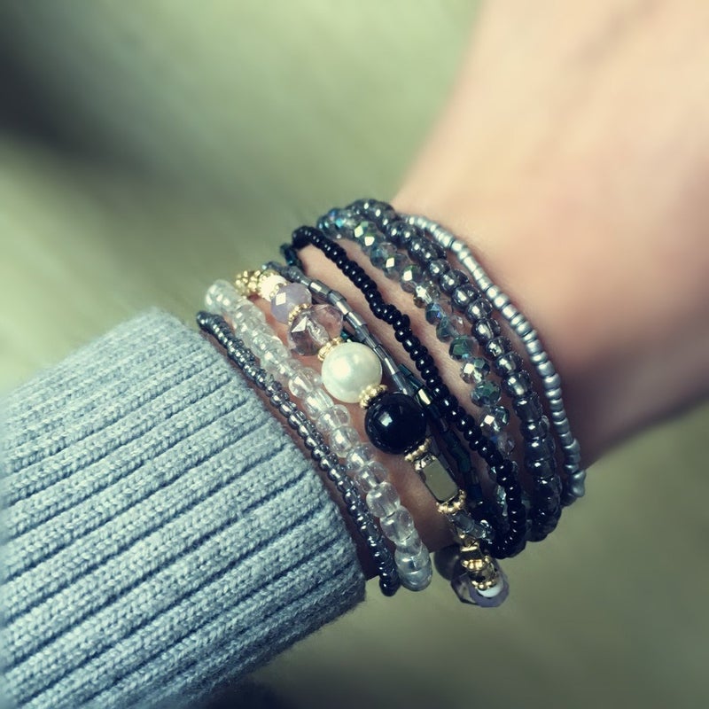 MengPa Beaded Bracelets for Women Trendy Stacks Boho Bead Bracelet Pack Gold Friendship Jewelry (Grey) G3207C - Image 5