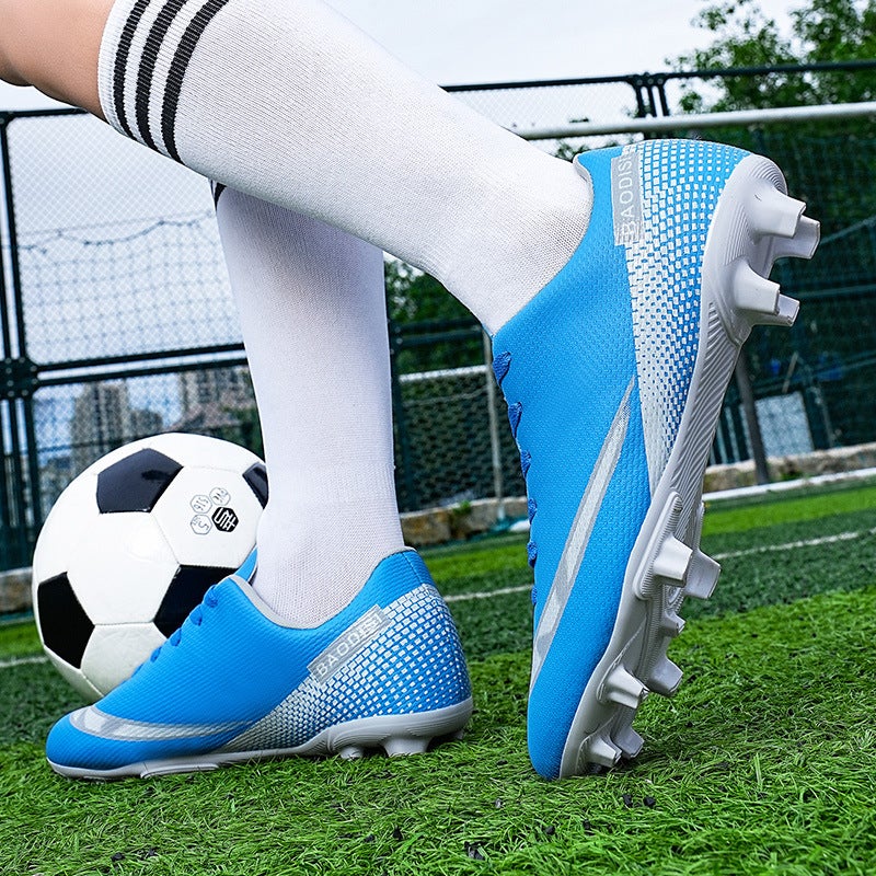Large Size Low-Top Football Shoes For Teenagers And Students, Lightweight Competition Training Shoes, Medium And Large Children'S Long Spike Sports Shoes - Image 4