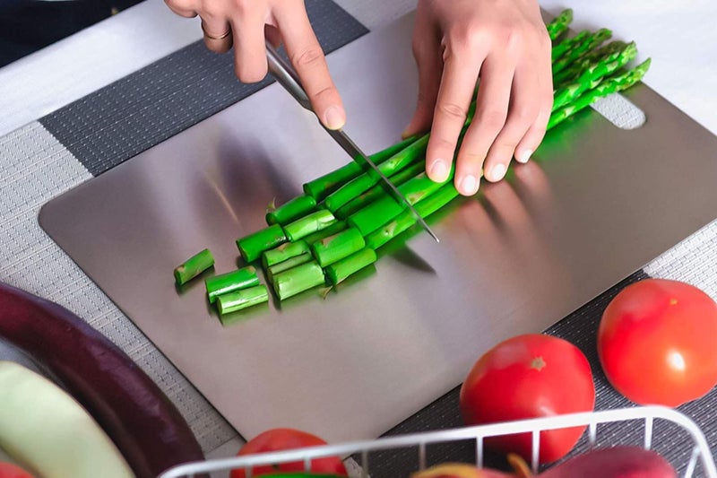 Halsey Homes Stainless Steel Chopping Board for Kitchen (Chopping Board Medium (25x35) CM) - Image 1