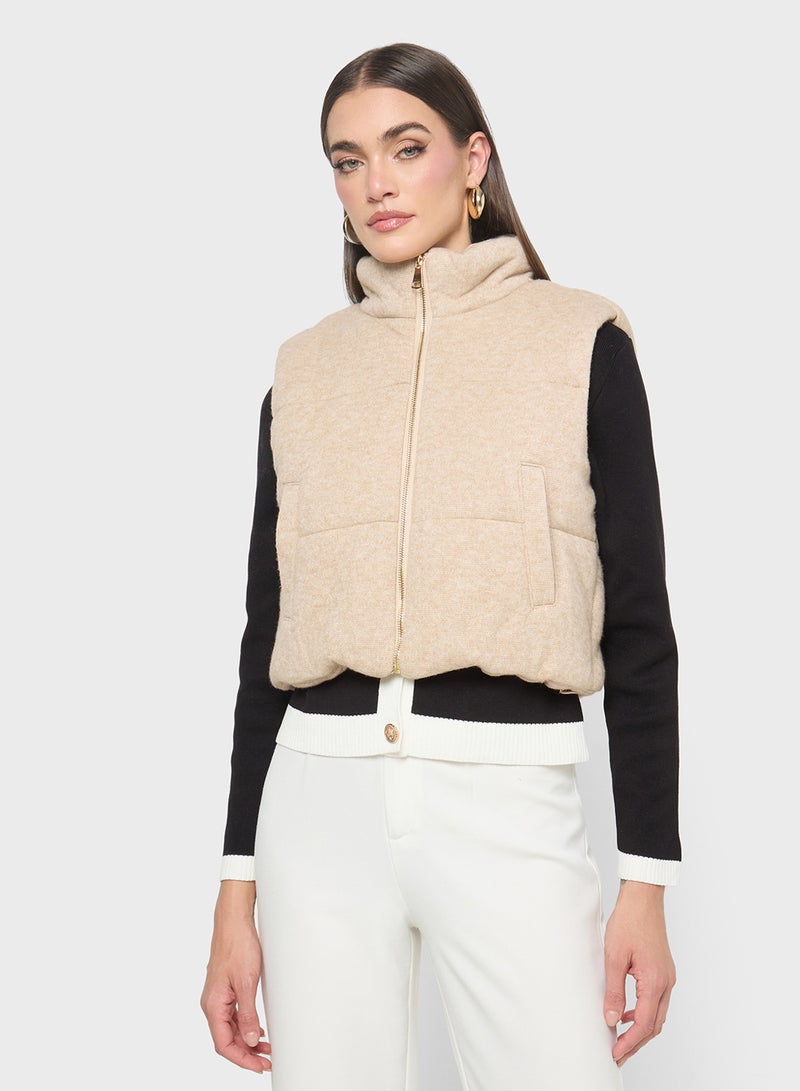 ايلا جاكيت مبطن بدون أكمام - Image 1