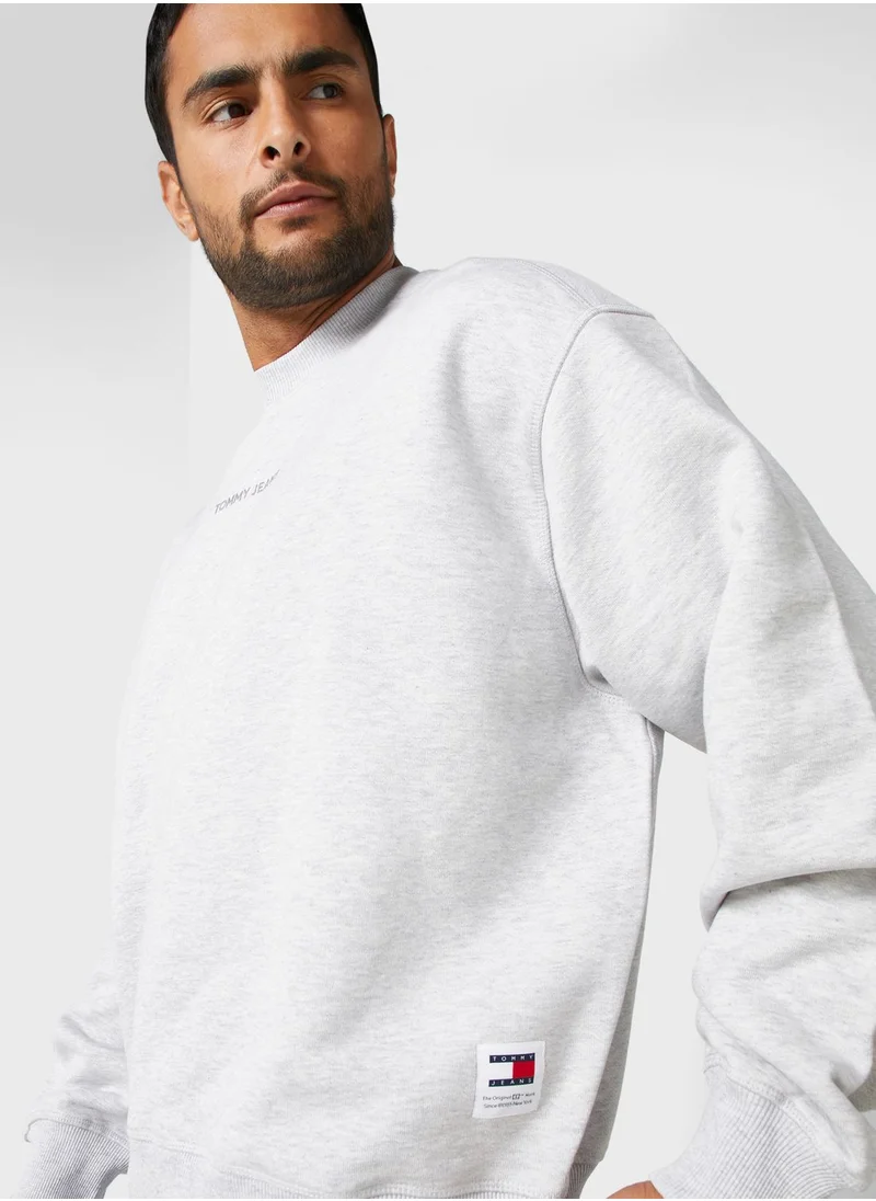 TOMMY JEANS Logo Sweatshirt