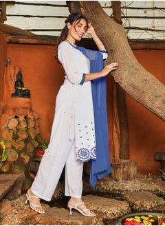  قصة Women's Azure Blue & Daisy White Irani Kurta Set  - Image 3