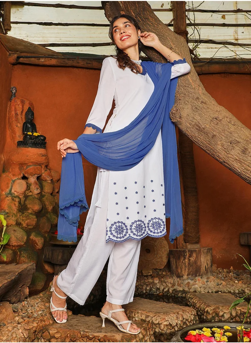  قصة Women's Azure Blue & Daisy White Irani Kurta Set